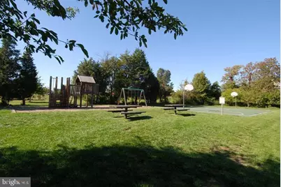 22092 Avonworth Square, Broadlands, VA 20148 - Photo 16