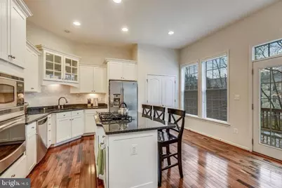 22092 Avonworth Square, Broadlands, VA 20148 - Photo 6