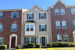 42963 Spyder Pl, Chantilly, VA 20152 - Photo 4