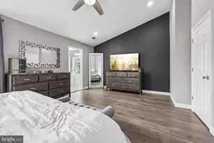 229 Hawks View Square SE, Leesburg, VA 20175 - Photo 22