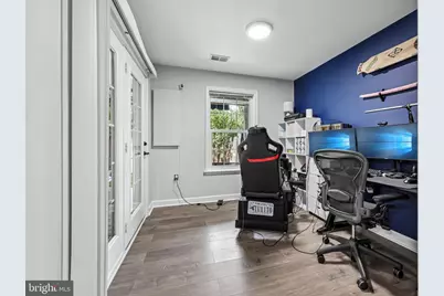 229 Hawks View Square SE, Leesburg, VA 20175 - Photo 26