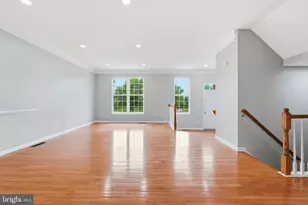 25196 Whippoorwill Terrace, Chantilly, VA 20152 - Photo 4
