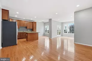 25196 Whippoorwill Terrace, Chantilly, VA 20152 - Photo 8