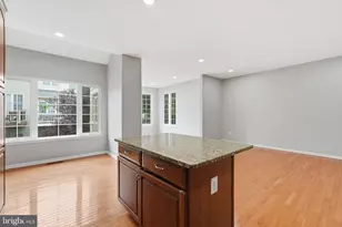 25196 Whippoorwill Terrace, Chantilly, VA 20152 - Photo 14
