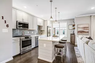 43021 Greggsville Chapel Ter, Ashburn, VA 20148 - Photo 6