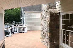 20090 Valhalla Square, Ashburn, VA 20147 - Photo 8