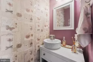 18240 Oak Lake Ct, Leesburg, VA 20176 - Photo 10