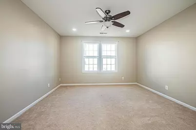 24680 Byrne Meadow Square, Aldie, VA 20105 - Photo 16