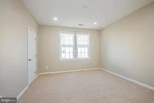 24680 Byrne Meadow Square, Aldie, VA 20105 - Photo 24