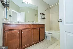 24680 Byrne Meadow Square, Aldie, VA 20105 - Photo 20