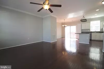 21786 Dragons Green Square, Ashburn, VA 20147 - Photo 6