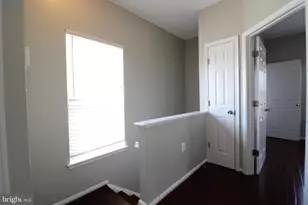 21786 Dragons Green Square, Ashburn, VA 20147 - Photo 16