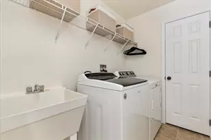 13583 Elysian Dr, Leesburg, VA 20176 - Photo 18