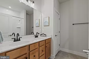 819 Banker Dr SW, Leesburg, VA 20175 - Photo 38