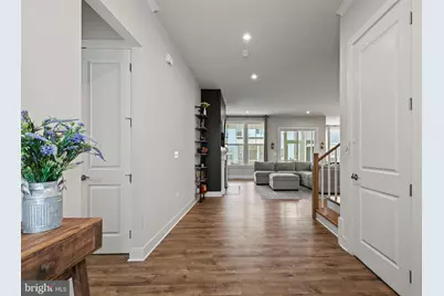 819 Banker Drive SW, Leesburg, VA 20175 - Photo 6