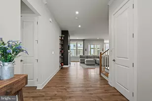 819 Banker Dr SW, Leesburg, VA 20175 - Photo 6