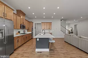 819 Banker Dr SW, Leesburg, VA 20175 - Photo 18