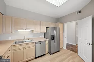 19375 Cypress Ridge Terrace, Leesburg, VA 20176 - Photo 20