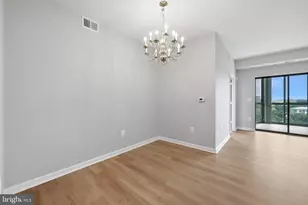 19375 Cypress Ridge Terrace, Leesburg, VA 20176 - Photo 14