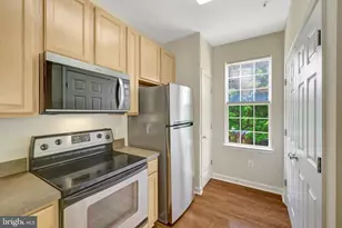22710 Blue Elder Terrace, Brambleton, VA 20148 - Photo 12