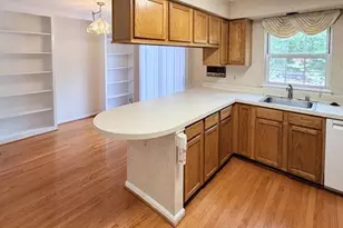 45572 Whitcomb Square, Sterling, VA 20166 - Photo 8