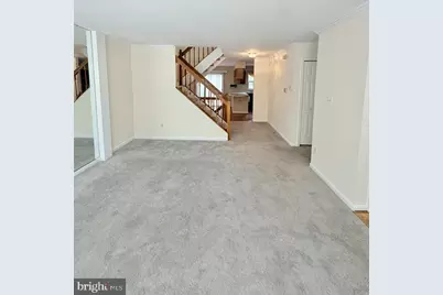 45572 Whitcomb Square, Sterling, VA 20166 - Photo 2