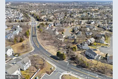 20576 Ashburn Road, Ashburn, VA 20147 - Photo 2