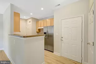 42421 Rockrose Square, Brambleton, VA 20148 - Photo 6
