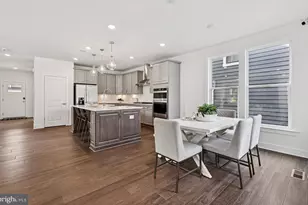 42735 Cannon Chapel Dr, Leesburg, VA 20176 - Photo 4