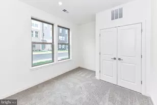 43796 Mystic Maroon Ter, Ashburn, VA 20147 - Photo 10