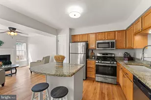 203 Shirley Square SE, Leesburg, VA 20175 - Photo 18