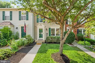 203 Shirley Square SE, Leesburg, VA 20175 - Photo 2