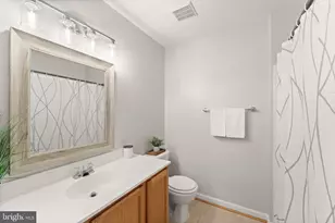 203 Shirley Square SE, Leesburg, VA 20175 - Photo 46
