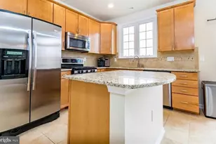 42799 Hay Rd, Ashburn, VA 20147 - Photo 8
