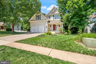 21495 Arbor Glen Ct, Broadlands, VA 20148 - Photo 2