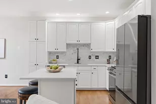 21549 Trowbridge Square, Ashburn, VA 20147 - Photo 16