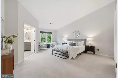 21549 Trowbridge Square, Ashburn, VA 20147 - Photo 22