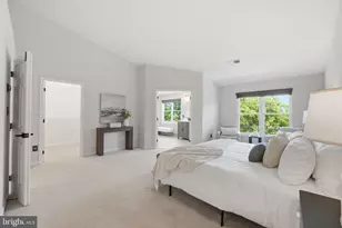 21549 Trowbridge Square, Ashburn, VA 20147 - Photo 24