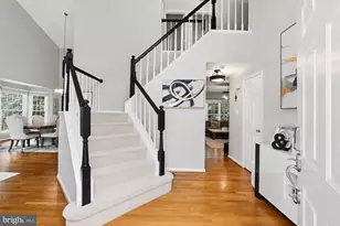 20618 Bridgeport Ct, Sterling, VA 20165 - Photo 2