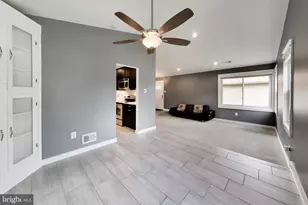422 Avondale Dr, Sterling, VA 20164 - Photo 10
