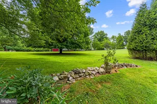 19725 Woodtrail Rd, Round Hill, VA 20141 - Photo 94