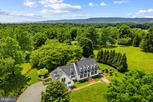 19725 Woodtrail Rd, Round Hill, VA 20141 - Photo 4