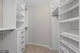 19385 Cypress Ridge Terrace, Leesburg, VA 20176 - Photo 16
