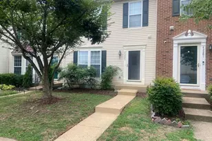 43283 Chokeberry Square, Ashburn, VA 20147 - Photo 1