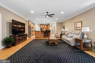 21484 Cedar Dr, Sterling, VA 20164 - Photo 16