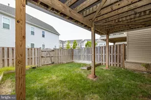 42557 Dreamweaver Dr, Brambleton, VA 20148 - Photo 40