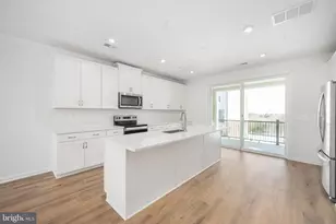 20889 Murry Fls Ter, Ashburn, VA 20147 - Photo 8