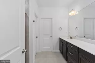 20875 Murry Fls Ter, Ashburn, VA 20147 - Photo 14