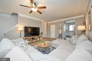 42820 Pamplin Terrace, Chantilly, VA 20152 - Photo 8