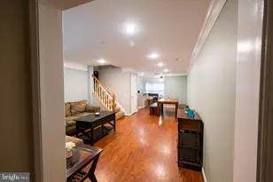 46946 Courtyard Sq, Sterling, VA 20164 - Photo 32
